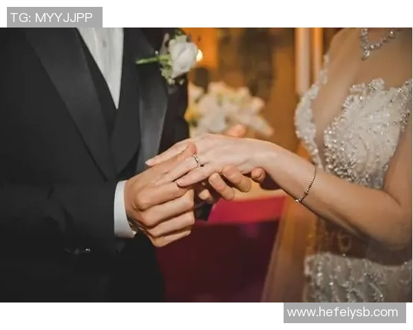 足球明星亲吻戒指的背后故事与荣耀时刻揭秘